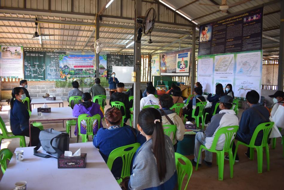 องค์การบริหารส่วนตำบลหนองบัวจัดกิจกรรมฝึกอบรมศึกษาดูงานแลกเปลี่ยนเรียนรู้ ตามโครงการส่งเสริมและสนับสนุนกิจกรรมตามแนวพระราชดำริหลักเศรษฐกิจพอเพียง ประจำปีงบประมาณ พ.ศ.๒๕๖๕  ณ.ศูนย์การเรียนรู้การเพิ่มประสิทธิภาพการผลิตสินค้าการเกษตร  เมื่อวันที่  ๒๕ กุมภาพันธ์ ๒๕๖๕