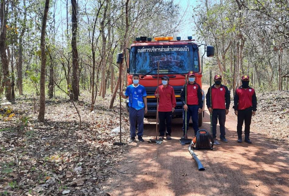 เมื่อวันที่ ๓ มีนาคม ๒๕๖๕ อบต.หนองบัว ร่วมกับ หน่วยป้องกันรักษาป่าที่ สน.2 (วาริช-พรรณา)  สำนักจัดการทรัพยากรป่าไม้ที่ 6 สาขานครพนม ได้รวมกันออกทำการระงับเหตุไฟป่า บริเวณป่าชุมชนโคกทำเล ตำบลหนองบัว อำเภอนิคมน้ำอูน จังหวัดสกลนคร 